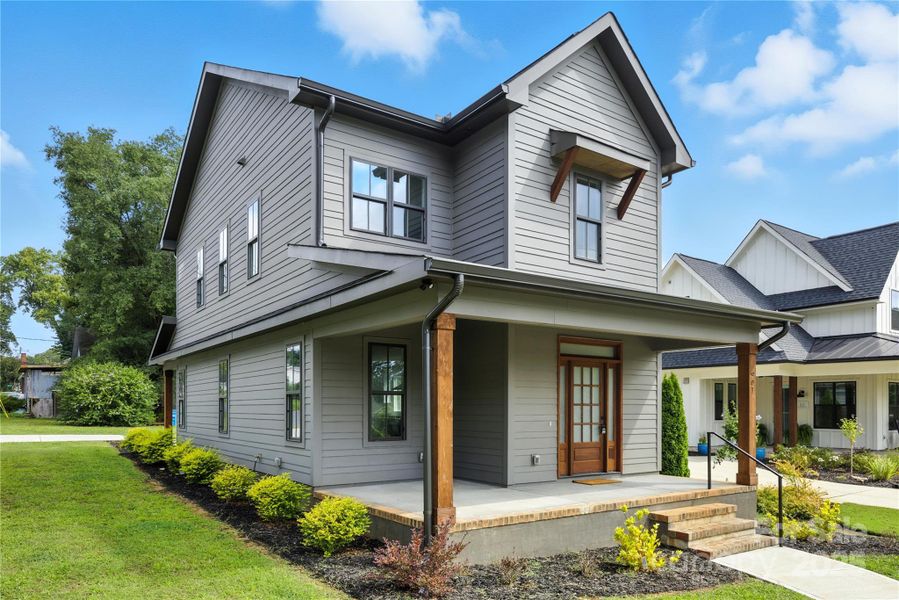 Welcome home! Welcome home!