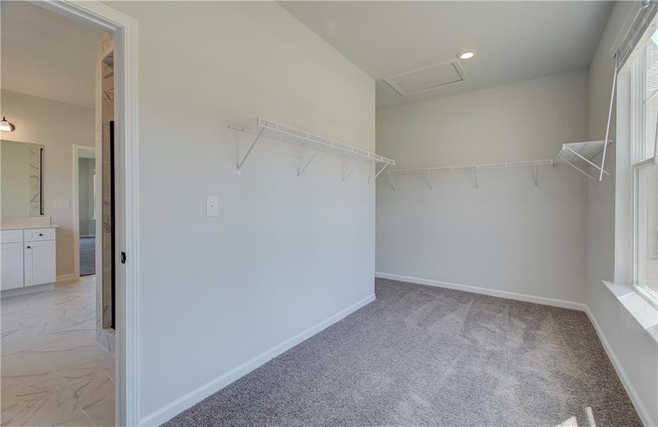 Spacious, unfurnished interior of a new home in Grandview at Millers Mill, Stockbridge (Image 15).