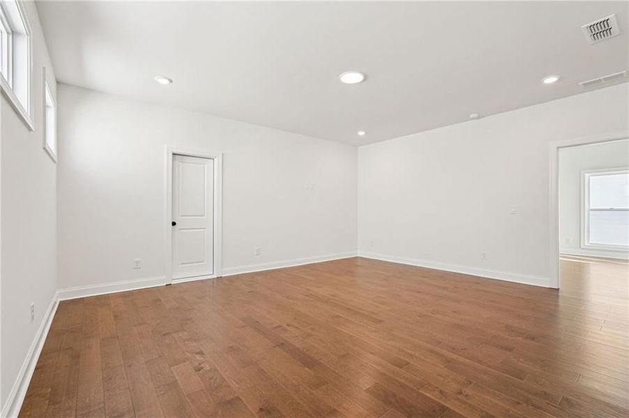 Spacious, unfurnished interior of a new home in Promenade at Sawnee Village, Cumming (Image 56).