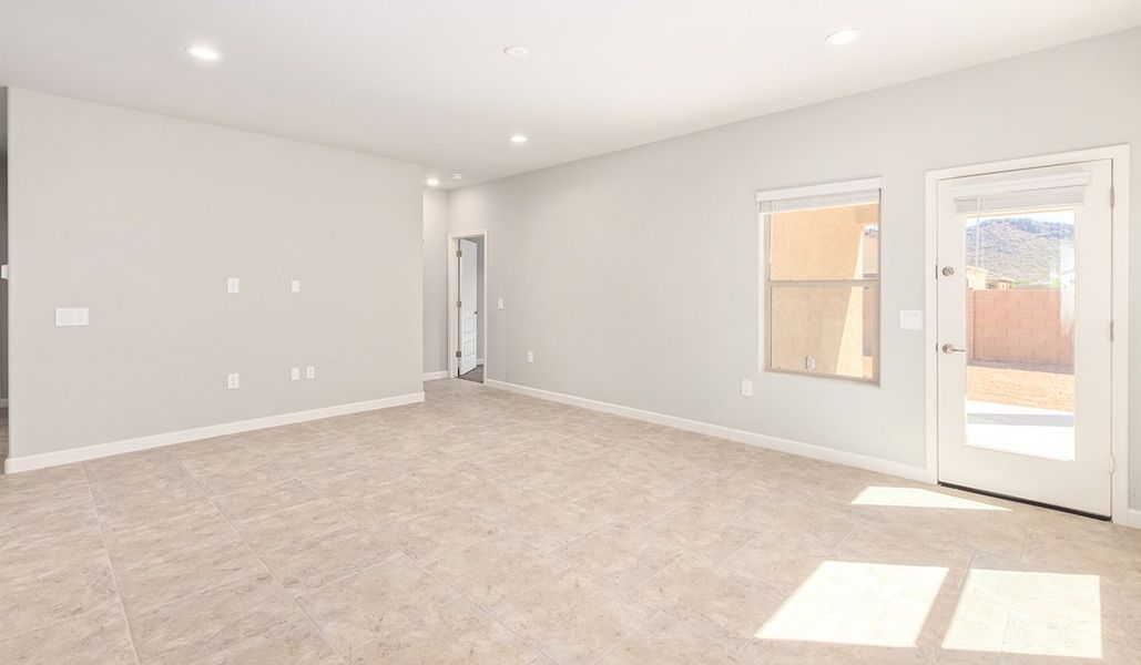 Spacious, unfurnished interior of a new home in Sycamore Vista, Vail (Image 19). Spacious, unfurnished interior of a new home in Sycamore Vista, Vail (Image 19).