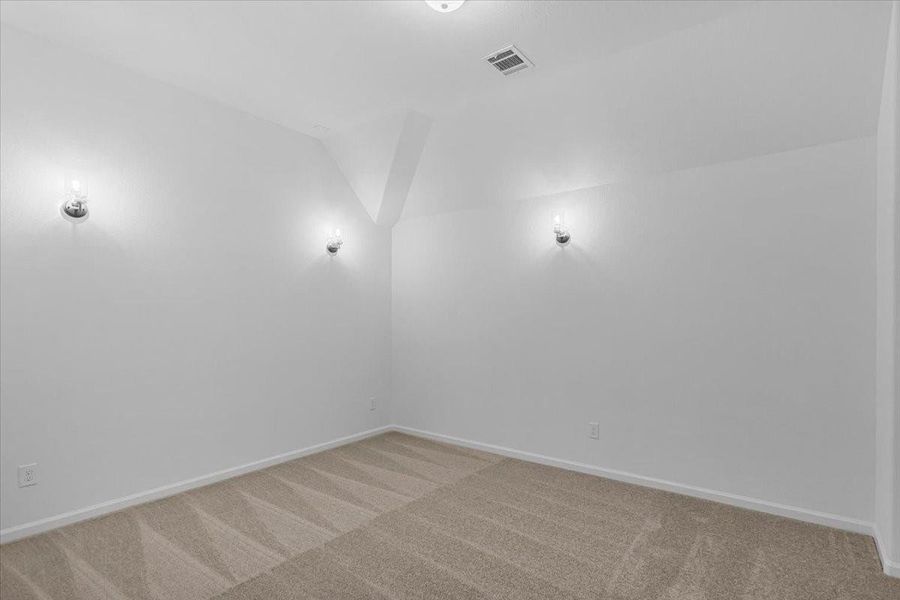 Spacious, unfurnished interior of a new home in , Missouri City (Image 27).