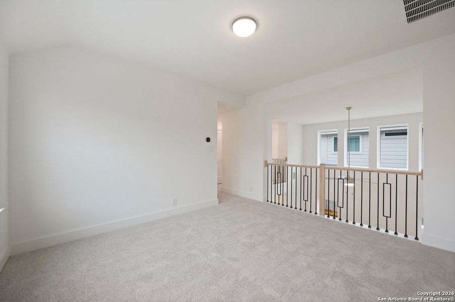 Spacious, unfurnished interior of a new home in Davis Ranch: 45ft. lots, San Antonio (Image 19).