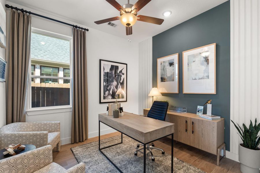Furnished interior view inside a new home in Mulberry Farms, Santa Fe (Image 9). Furnished interior view inside a new home in Mulberry Farms, Santa Fe (Image 9).