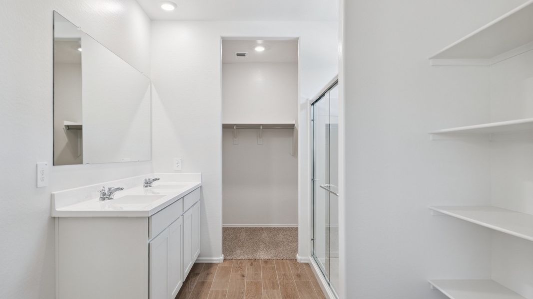 Furnished interior view inside a new home in Rio Rancho Estates, Wittmann (Image 11).