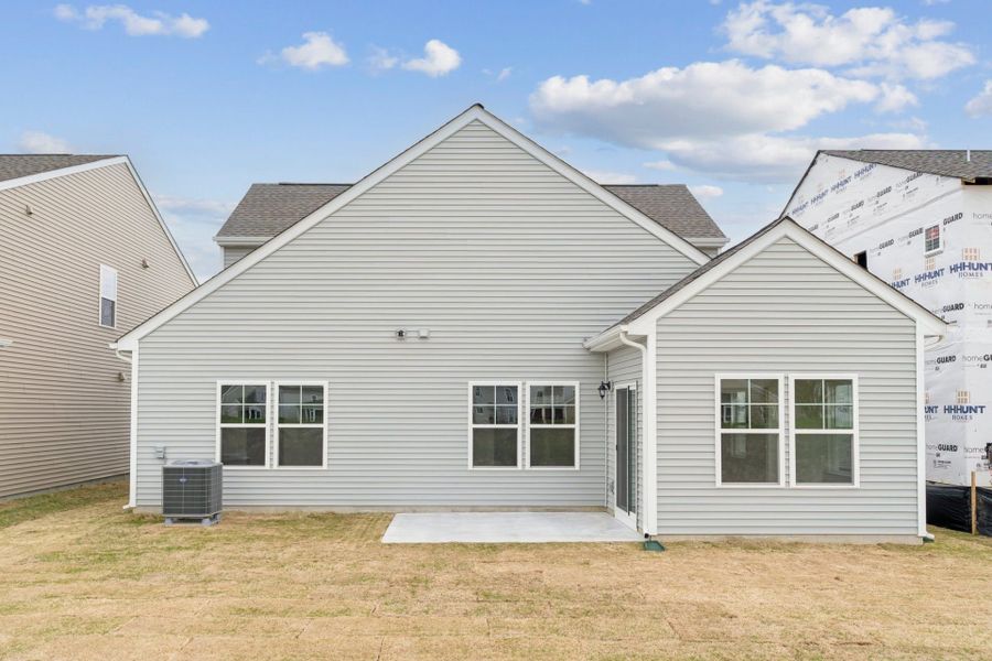 29- HHHunt Maxwell Rear Of Home