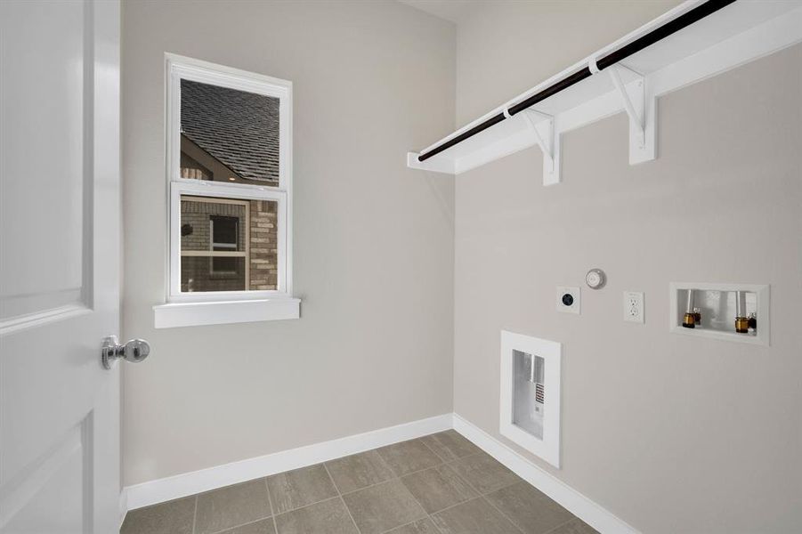 Spacious, unfurnished interior of a new home in Hickory Hill, Sherman (Image 25). Spacious, unfurnished interior of a new home in Hickory Hill, Sherman (Image 25).