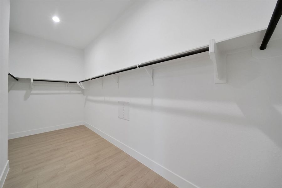 Spacious, unfurnished interior of a new home in , Pinehurst (Image 29). Spacious, unfurnished interior of a new home in , Pinehurst (Image 29).