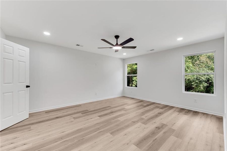 Spacious, unfurnished interior of a new home in , Ellenwood (Image 21).