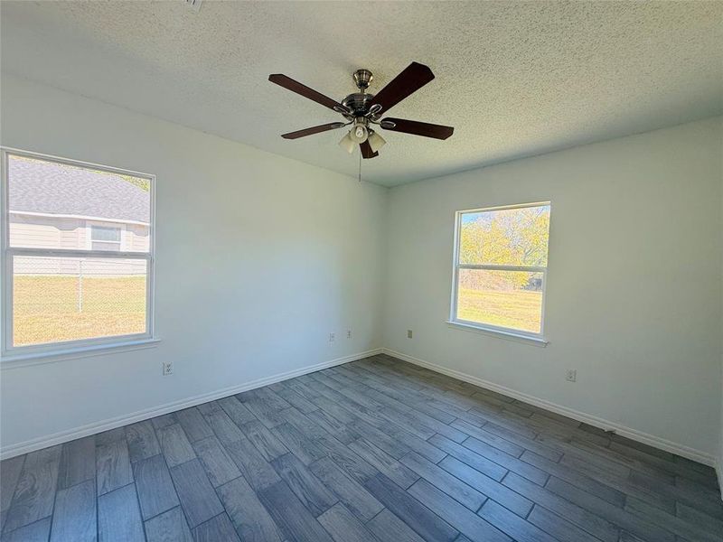 Spacious, unfurnished interior of a new home in , Paris (Image 10).