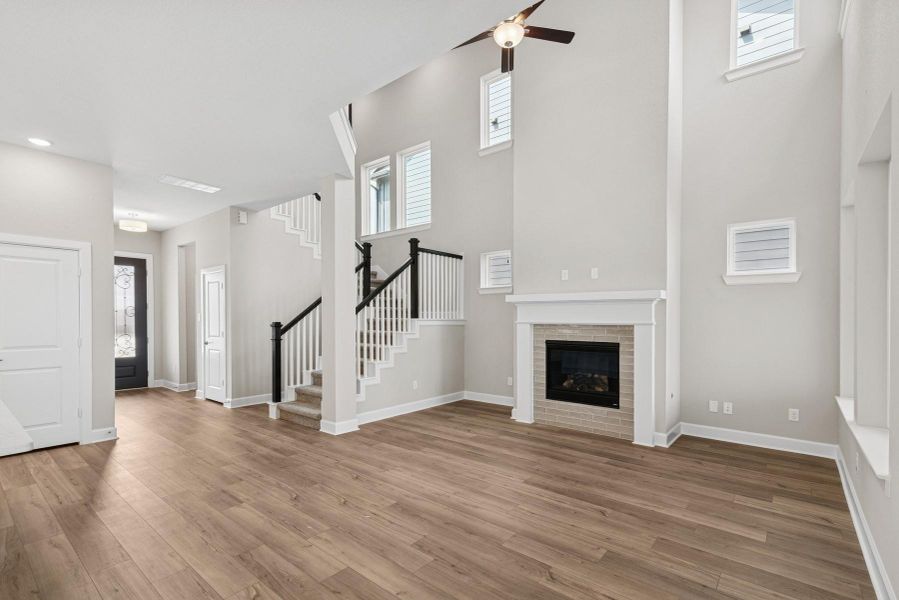 Spacious, unfurnished interior of a new home in Pomona 40' Homesites, Manvel (Image 29). Spacious, unfurnished interior of a new home in Pomona 40' Homesites, Manvel (Image 29).