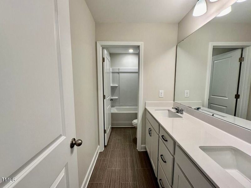 Furnished interior view inside a new home in Glenmere, Knightdale (Image 91). Furnished interior view inside a new home in Glenmere, Knightdale (Image 91).