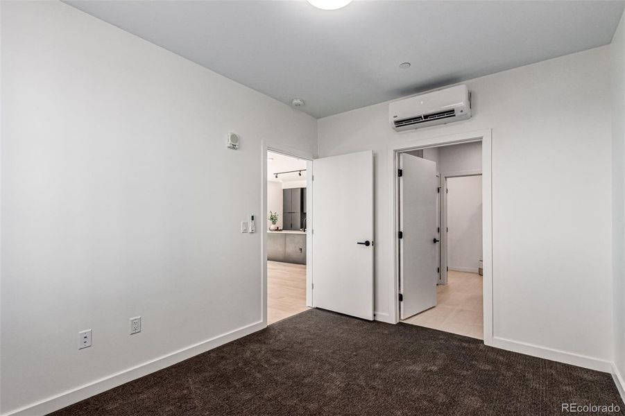 Spacious, unfurnished interior of a new home in , Denver (Image 19).