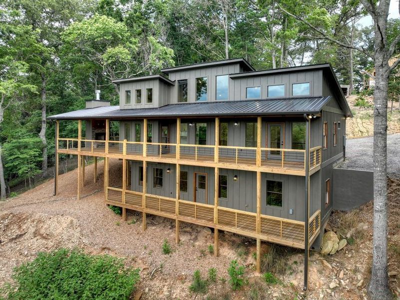 Image 46 of a home in .