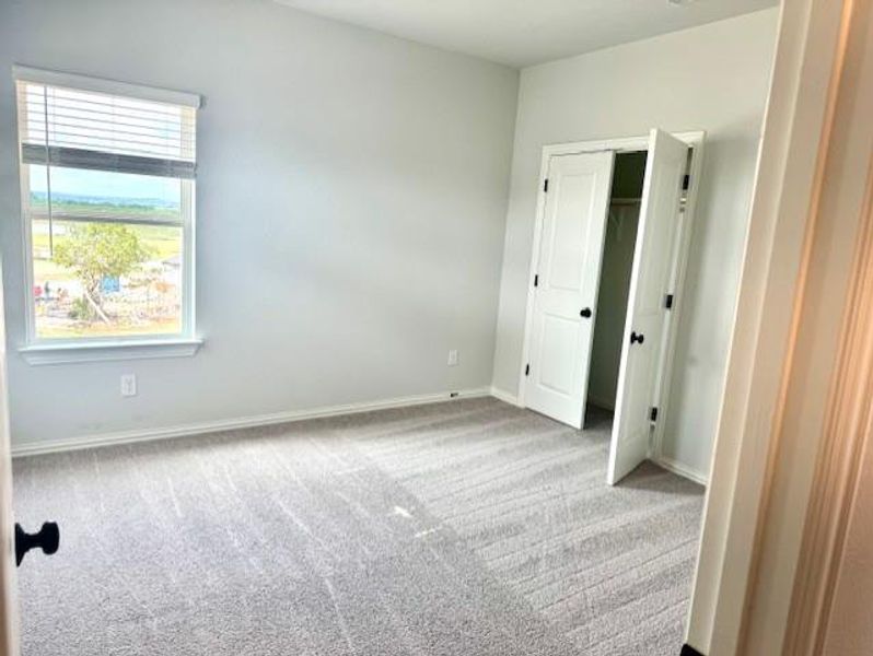 Spacious, unfurnished interior of a new home in Heritage, Dripping Springs (Image 14). Spacious, unfurnished interior of a new home in Heritage, Dripping Springs (Image 14).