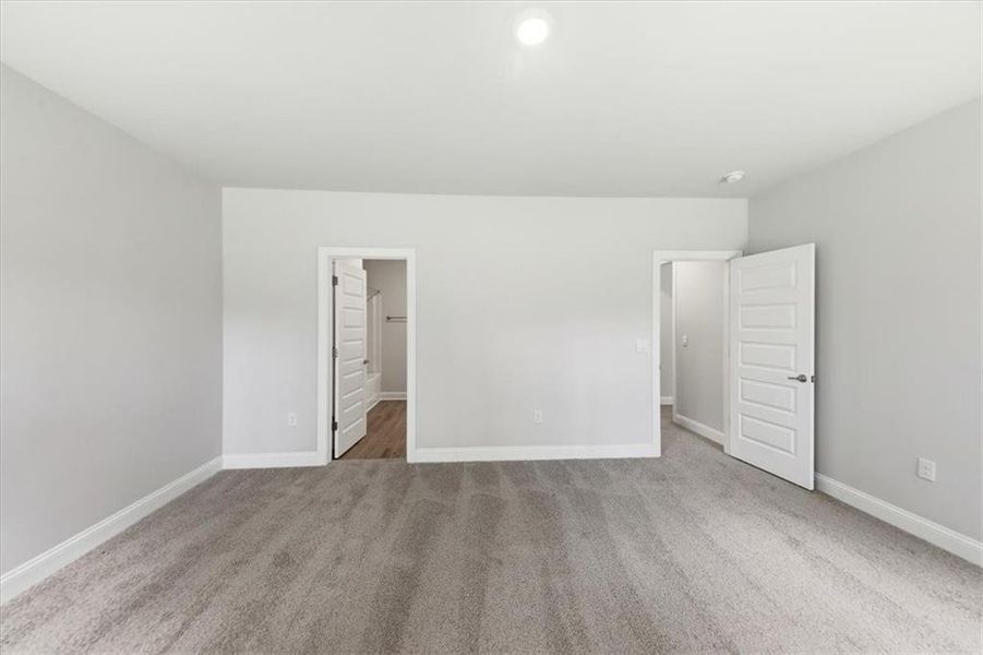 Spacious, unfurnished interior of a new home in Tuscany Hills, Douglasville (Image 26). Spacious, unfurnished interior of a new home in Tuscany Hills, Douglasville (Image 26).