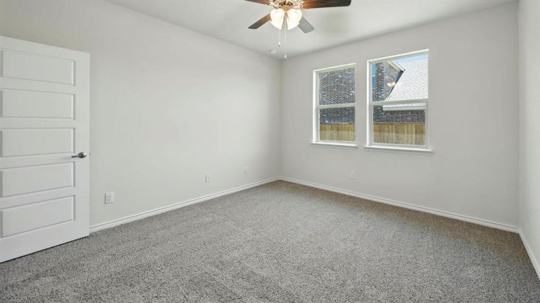 Spacious, unfurnished interior of a new home in Winchester Crossing, Princeton (Image 15).