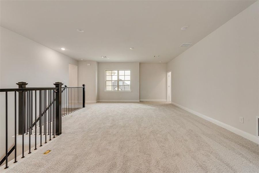 Spacious, unfurnished interior of a new home in Sutton Fields, Celina (Image 20).