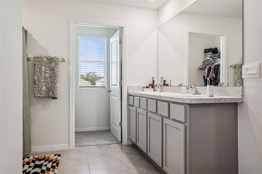 Furnished interior view inside a new home in Zephyr Ridge, Zephyrhills (Image 8). Furnished interior view inside a new home in Zephyr Ridge, Zephyrhills (Image 8).