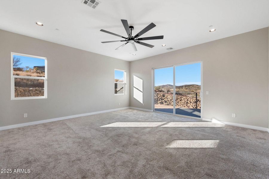 21-Primary Bedroom (1) (2)