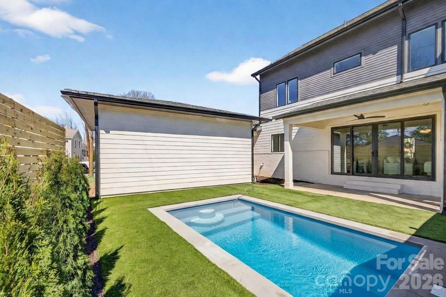Exterior details and patio area of a home in , Charlotte (Image 4).