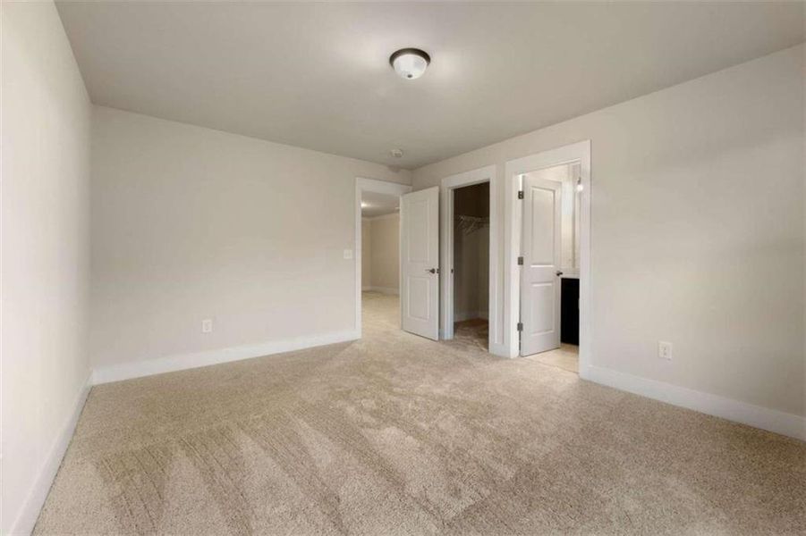 Spacious, unfurnished interior of a new home in Steeplechase, Hoschton (Image 30).