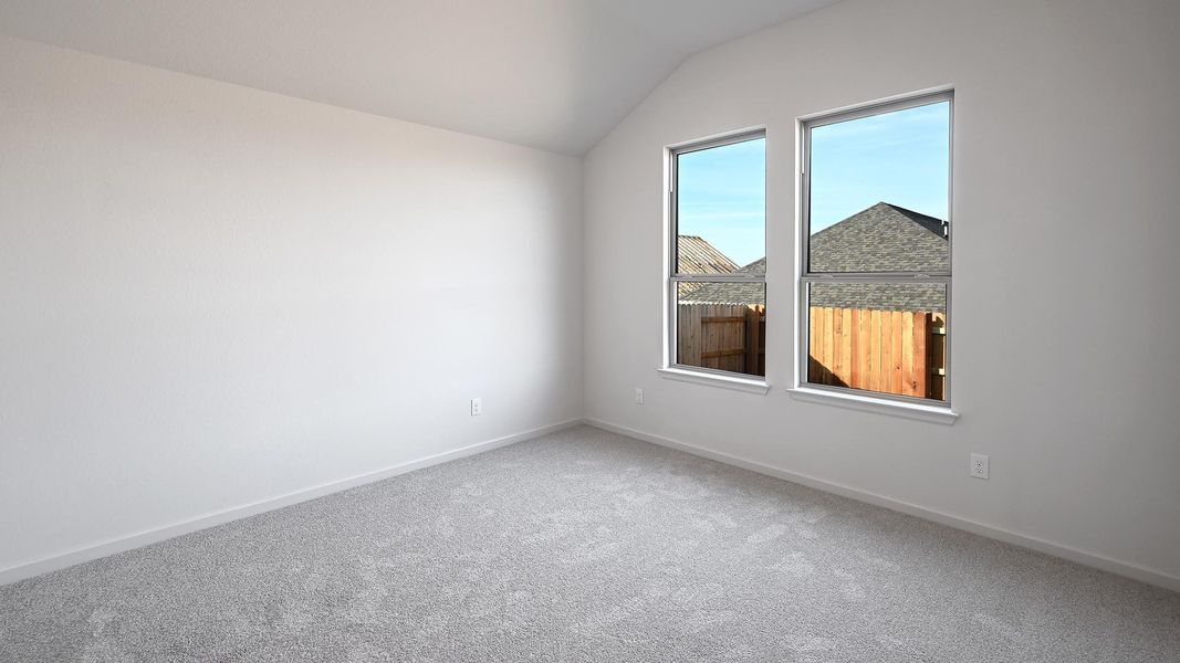 Spacious, unfurnished interior of a new home in Crosswinds, Kyle (Image 20).