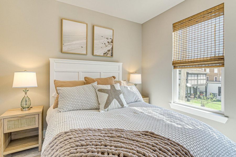 Primary bedroom with queen bed Primary bedroom with queen bed