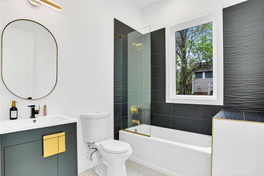 Furnished interior view inside a new home in , Atlanta (Image 36).