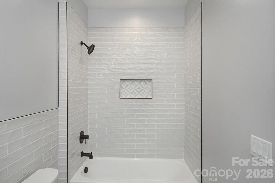 Main Floor Guest Bath shower