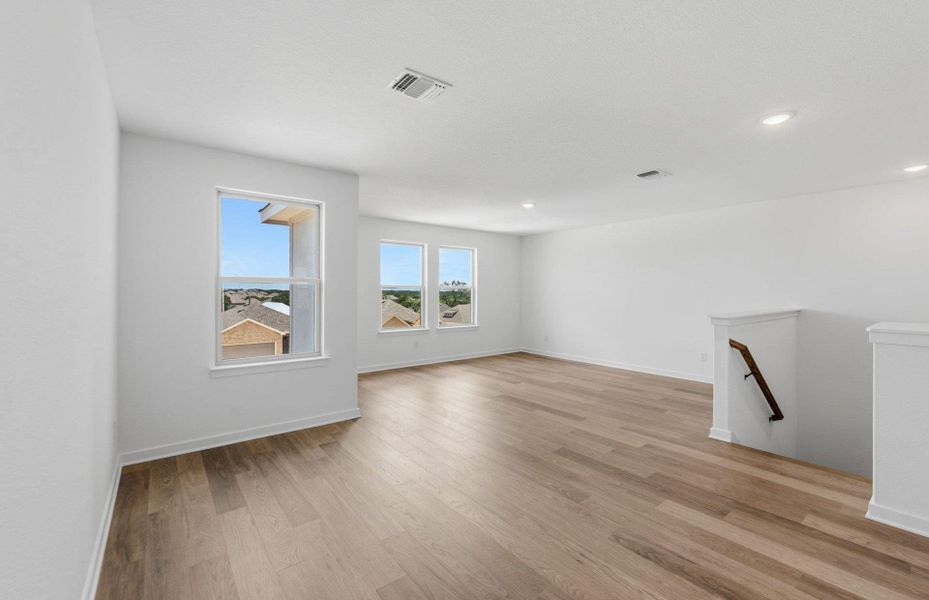 Spacious, unfurnished interior of a new home in La Cima, San Marcos (Image 16). Spacious, unfurnished interior of a new home in La Cima, San Marcos (Image 16).