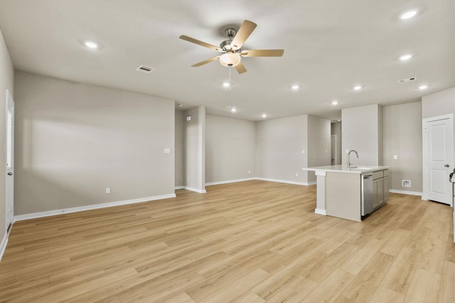 Spacious, unfurnished interior of a new home in Cypress Green, Hockley (Image 19).