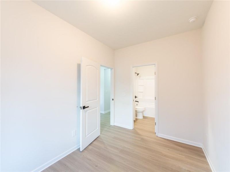 Spacious, unfurnished interior of a new home in , Cartersville (Image 20).