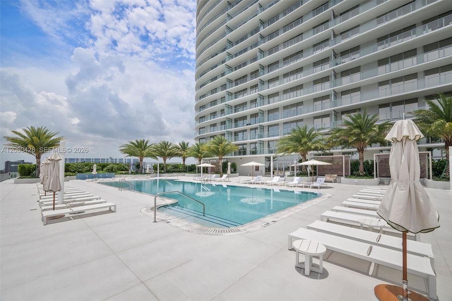 Condo located in Miami, FL showcasing its design and architecture (Image 27). Condo located in Miami, FL showcasing its design and architecture (Image 27).