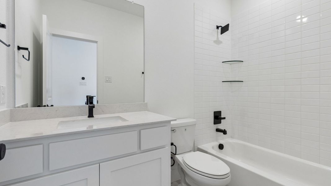 Representative furnished interior of a home built from the Custom II by Southgate Homes in Prosper Ridge, Prosper (Image 8).