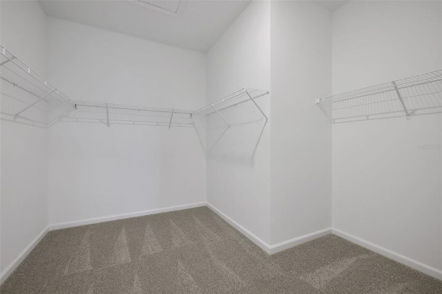 Spacious, unfurnished interior of a new home in Seaport Village, Tavares (Image 13).