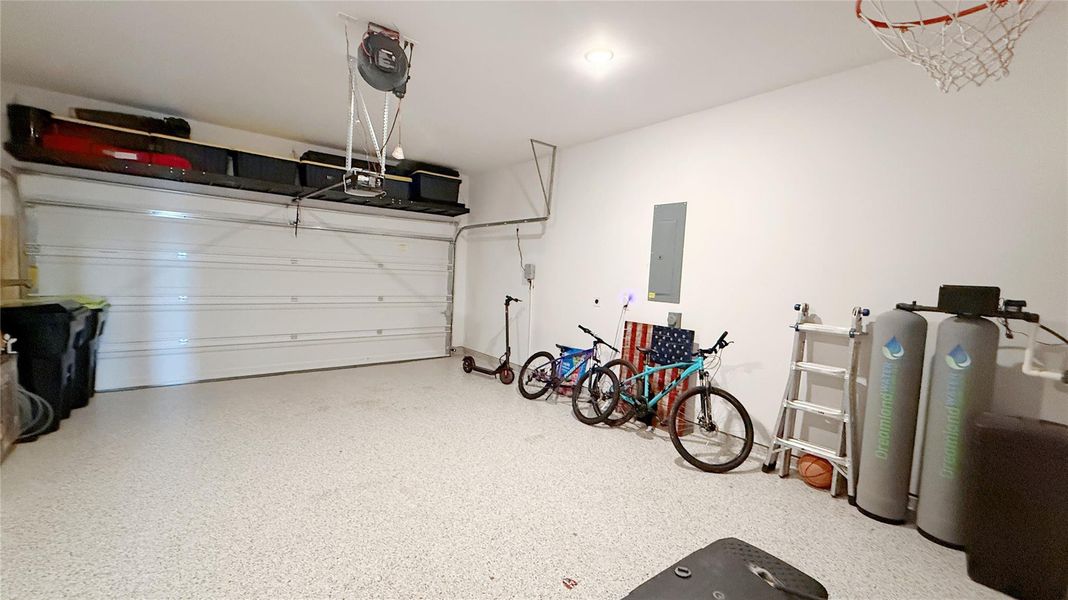 Furnished interior view inside a new home in , Fulshear (Image 37).