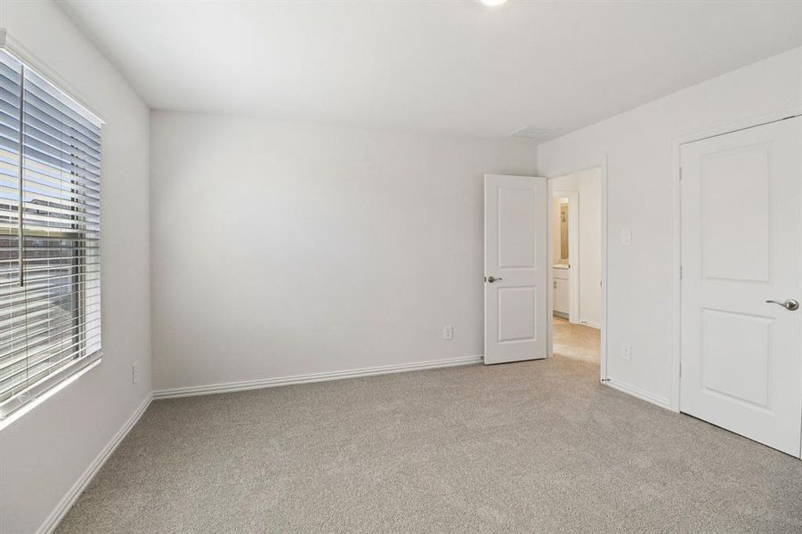 Spacious, unfurnished interior of a new home in , Farmersville (Image 25).