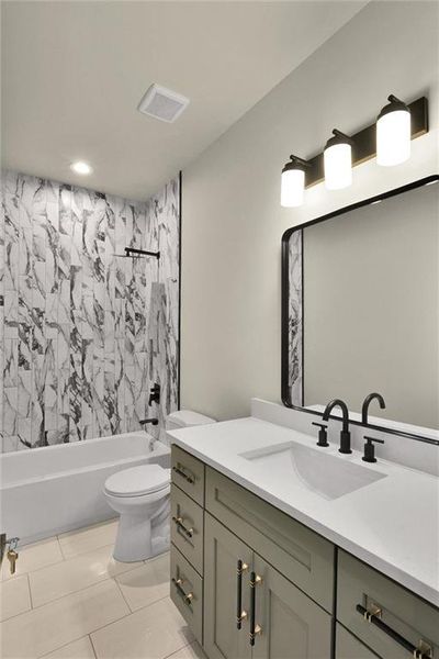 Furnished interior view inside a new home in , Atlanta (Image 14).