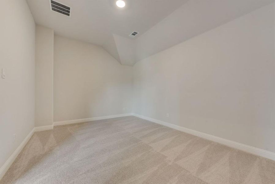 Representative unfurnished interior of a home built from the Brandonwood by Grand Homes in Edgewater, Fate (Image 26).