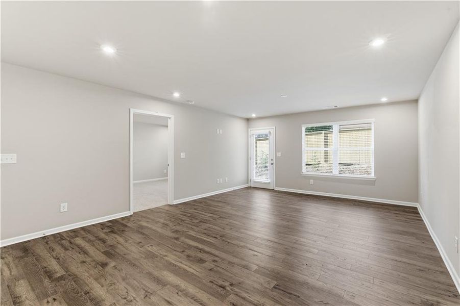 Spacious, unfurnished interior of a new home in Silver Leaf, Dawsonville (Image 14).