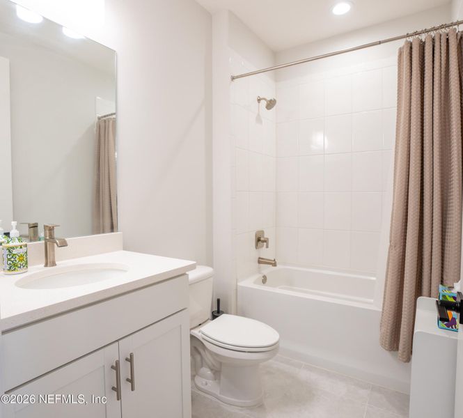 Furnished interior view inside a new home in , St. Augustine (Image 16).