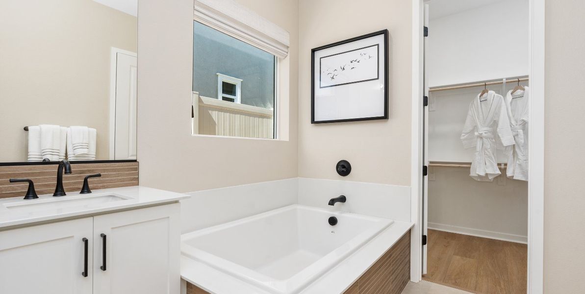 Vista at Cascade Landing - 1440x724 (33)