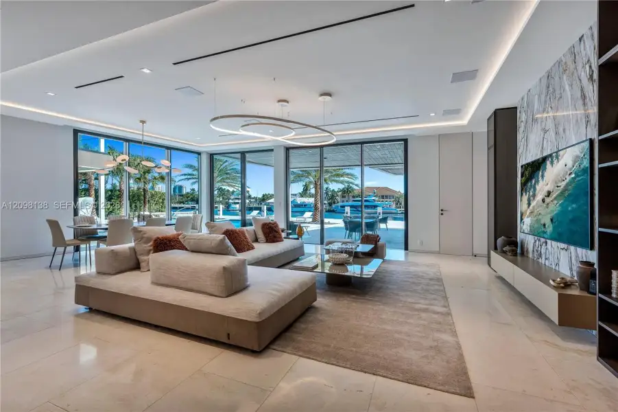 Community amenities in , Fort Lauderdale (Image 28).