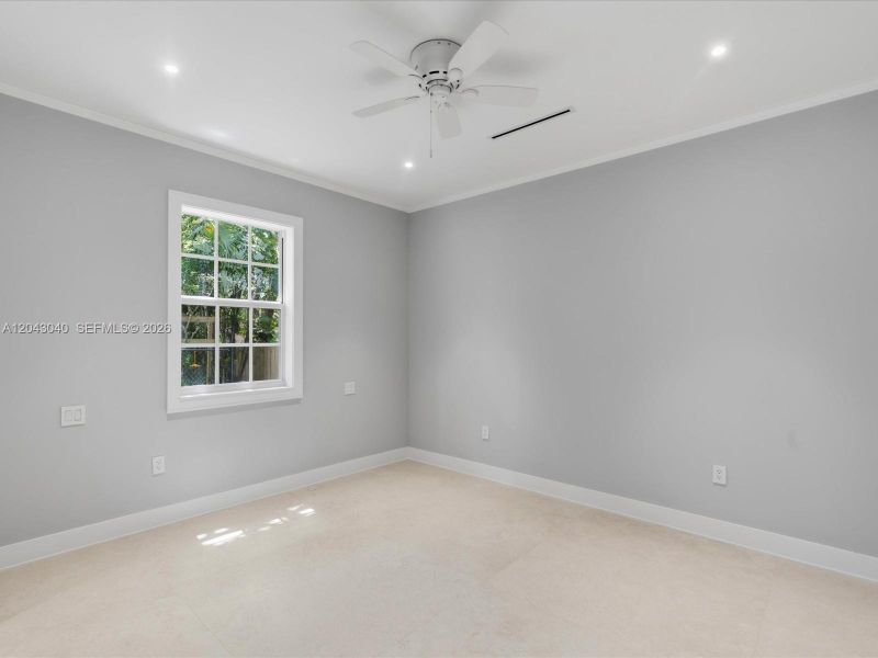Spacious, unfurnished interior of a new home in , South Miami (Image 53).