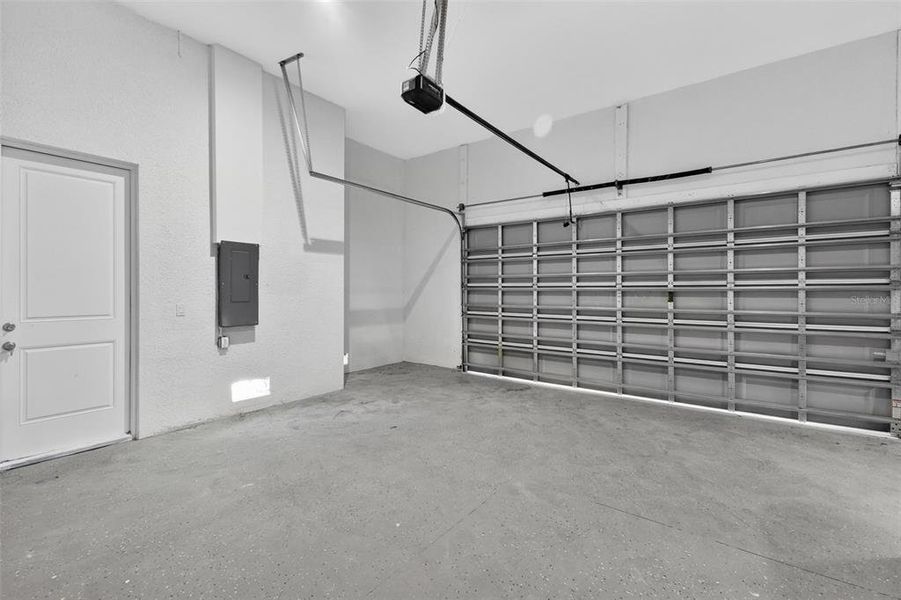 Spacious, unfurnished interior of a new home in , Port Charlotte (Image 50). Spacious, unfurnished interior of a new home in , Port Charlotte (Image 50).