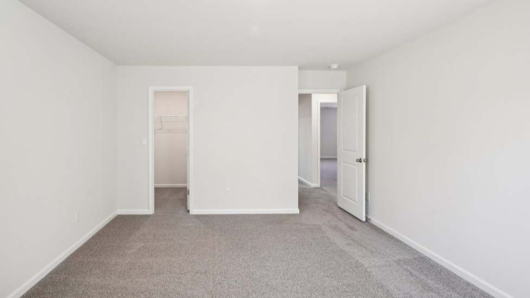 Representative unfurnished interior of a home built from the Columbia by D.R. Horton in Twinleaf Meadows, Monroe (Image 24).