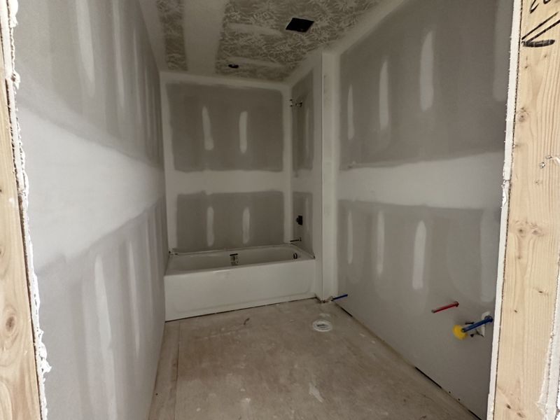 Spacious, unfurnished interior of a new home in Tillery Park, Grovetown (Image 17).