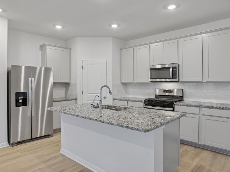 Photo is not of the actual home, but is an inspirational photo of builder’s model home and may depict options, furnishings, and/or decorator features that are not included Photo is not of the actual home, but is an inspirational photo of builder’s model home and may depict options, furnishings, and/or decorator features that are not included