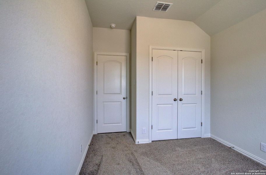 Spacious, unfurnished interior of a new home in , New Braunfels (Image 15).