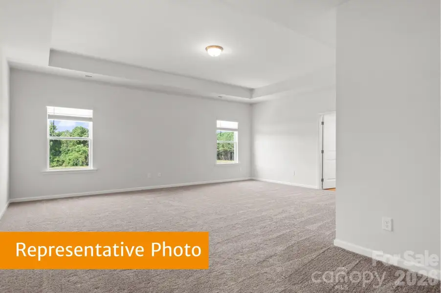 Spacious, unfurnished interior of a new home in Catawba Trace, Catawba (Image 3).